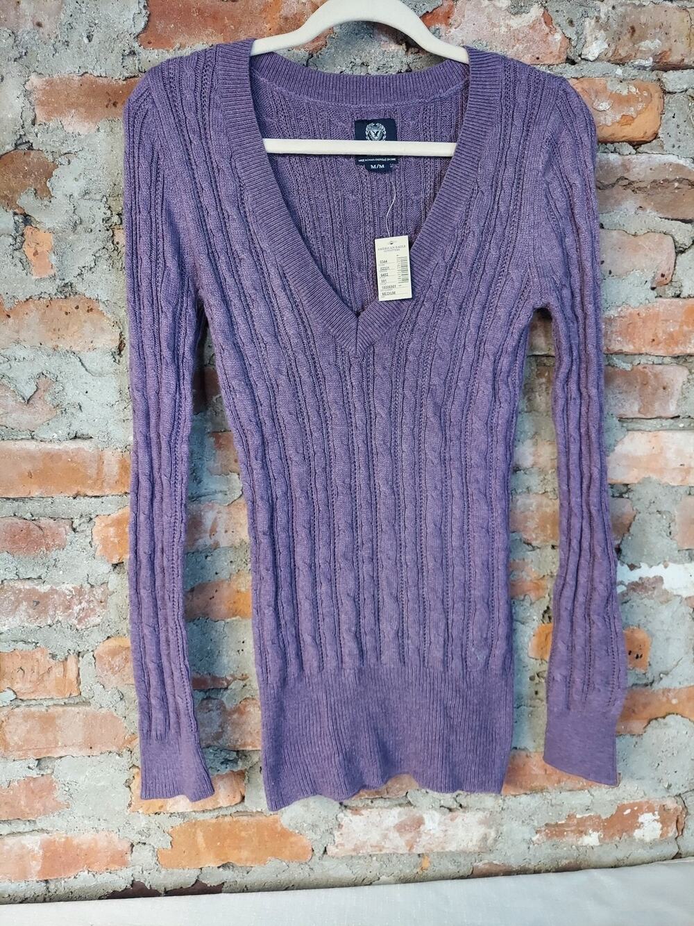 American Eagle Outfitters Womens Sweater Pullover Cable Knit M Medium Purple NEW
